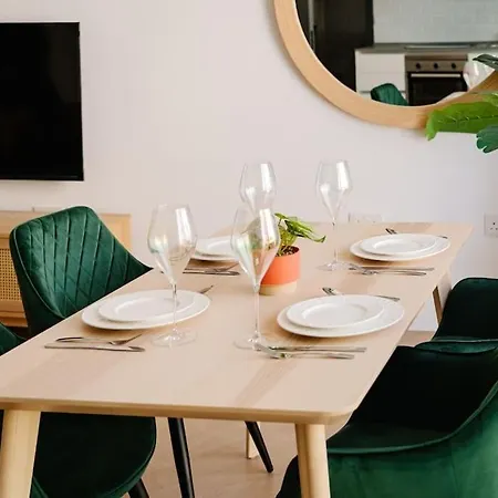 Mainstreet Designer 12 With Shared Rooftop Pool And Bbq Apartment Sliema