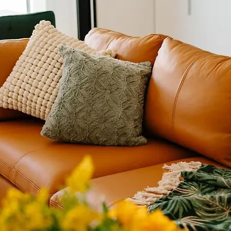 Mainstreet Designer 12 With Shared Rooftop Pool And Bbq *