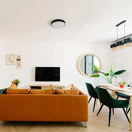 Mainstreet Designer 12 With Shared Rooftop Pool And Bbq Sliema