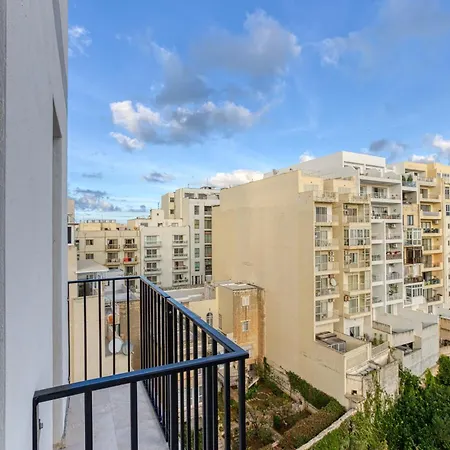 Appartamento Mainstreet Designer 12 With Shared Rooftop Pool And Bbq