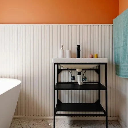 Appartement Mainstreet Designer 12 With Shared Rooftop Pool And Bbq