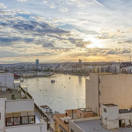 Mainstreet Designer 12 With Shared Rooftop Pool And Bbq * Sliema